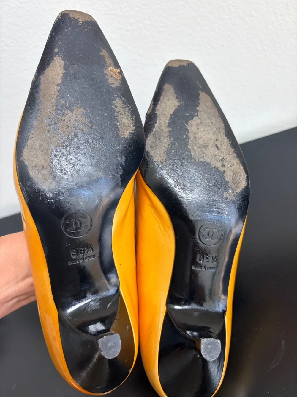 CHANEL Two-Tone Yellow and Black Leather Cap-Toe Ballet Flats